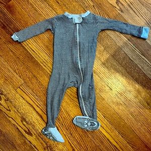 Burt’s Bees Striped Organic Cotton Snug Fit Sleeper Size 12 Months